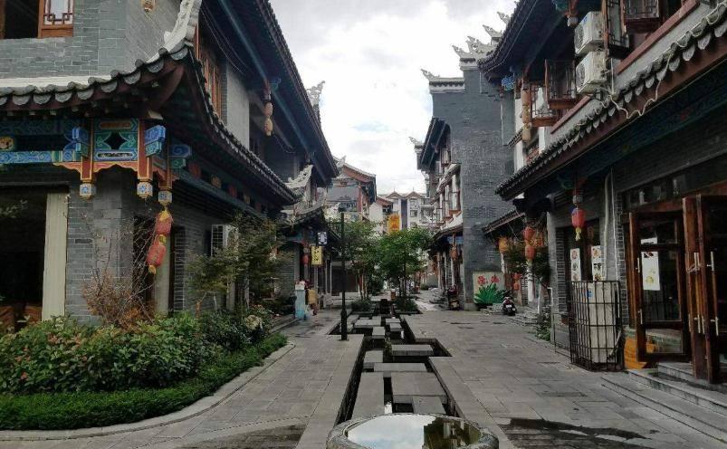 同学聚会和班里的男同学酒后发生了关系，一直没敢告诉老公，这样做对吗？游戏画面
